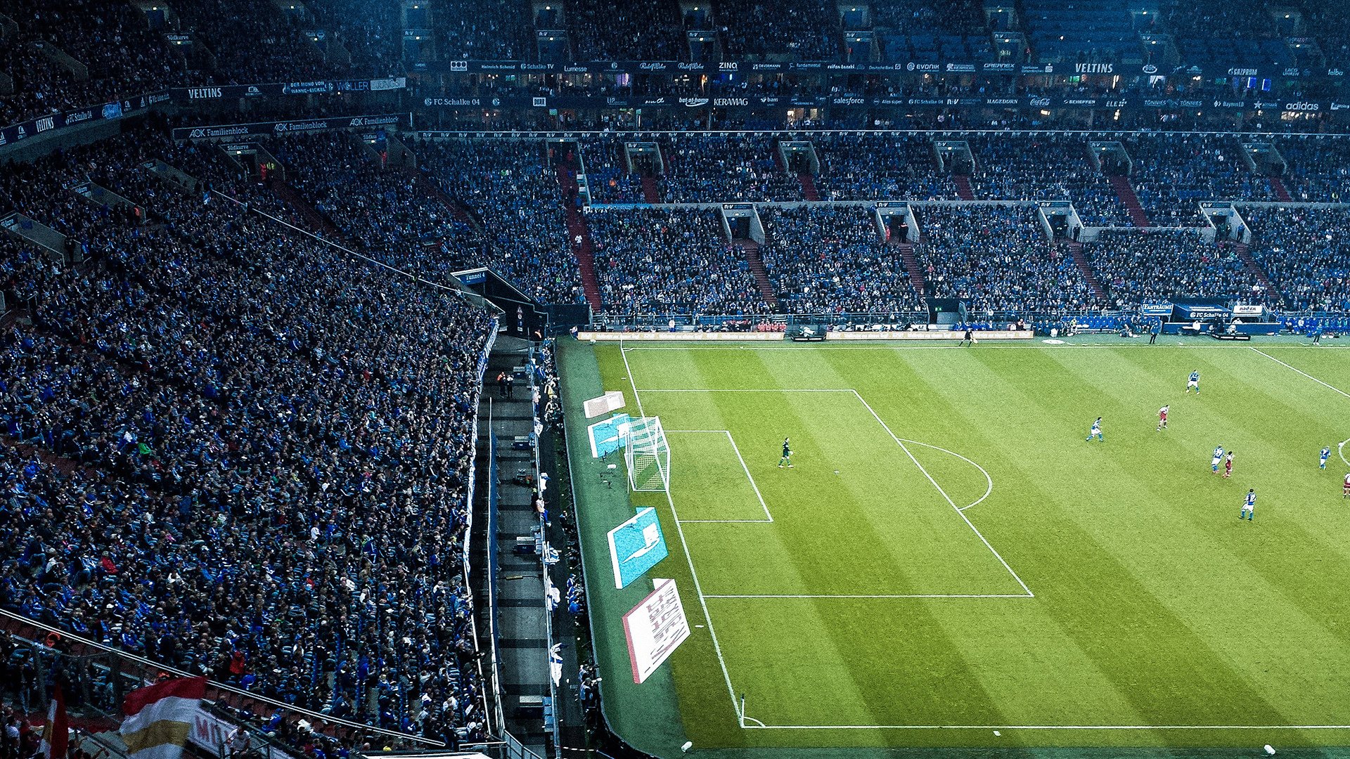 九游娱乐官方平台-校园足球大赛精彩纷呈，既展现少年风采也促进体育文化交流，校园足球赛介绍