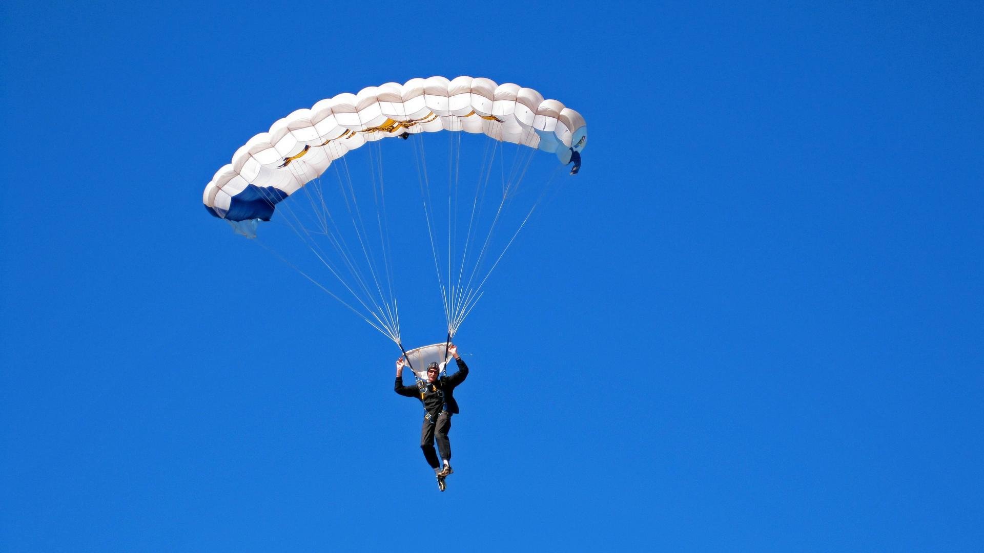 炉石传说 线上赛事奖金创历史新高，炉石传说大奖赛